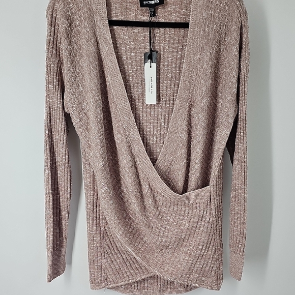 Express Soft Pink Sweater - Picture 1 of 9